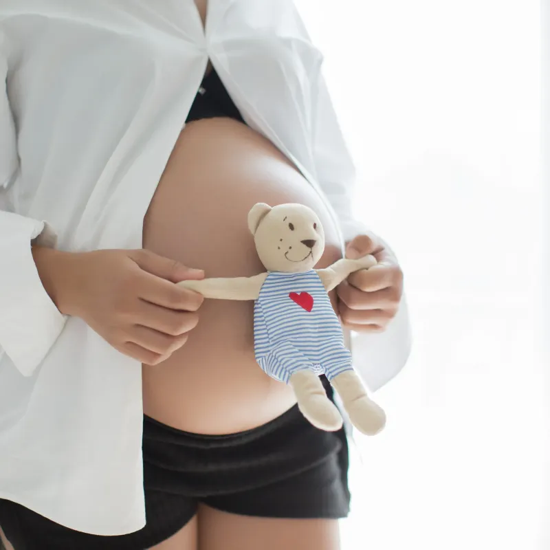 Gestante em consulta pediátrica pré-natal